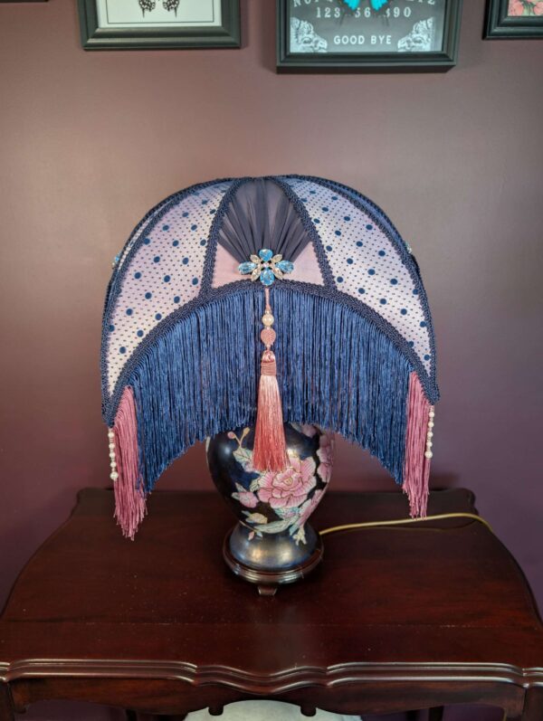 Vintage Umbrella Style - Image 5